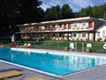 Half Moon Motel & Cottages