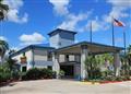 Quality Inn & Suites Yacht Club Basin