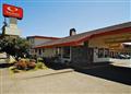 Econo Lodge Inn & Suites