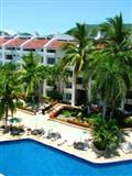 Mision Ixtapa Palace