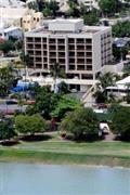 Cairns Plaza Hotel