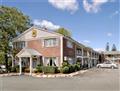 Super 8 Sturbridge