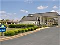 Deluxe Inn and Suites