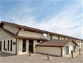 Super 8 Motel - Devils Lake