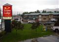 Econo Lodge Inn & Suites