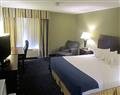 Holiday Inn Express Hotel & Suites DELAFIELD