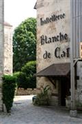INTER-HOTEL HOSTELLERIE BLANCHE DE CASTILLE
